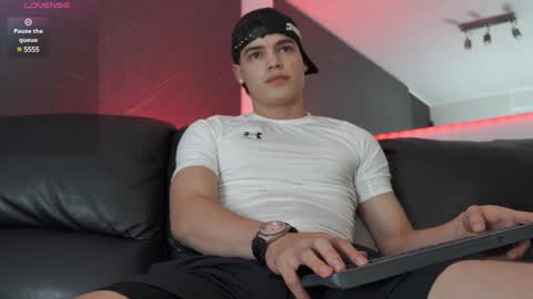 Snapshot of max_cortes1_ chatting on 01.23.25 60 OFF ON MY OF ONLY FOR TODAY online show from 01.23.25