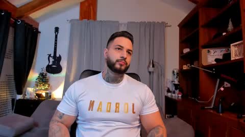 max D. online show from 01.13.25