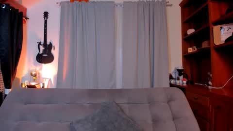 max D. online show from 01.30.25