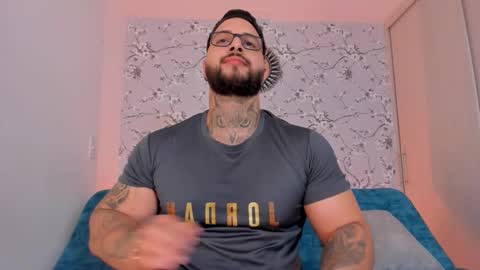 max D. online show from 03.05.26