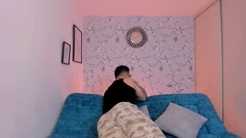 max D. online show from 03.25.26