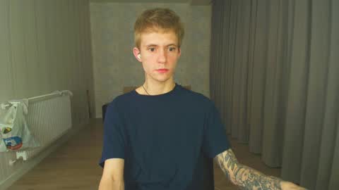 Snapshot of max_gen chatting on 12.07.24 Max Gen with tats 24years  And Ethan without tats 20 years online show from 12.07.24