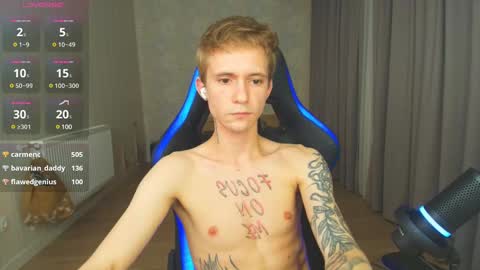 Snapshot of max_gen chatting on 01.10.25 Max Gen with tats 24years  And Ethan without tats 20 years online show from 01.10.25