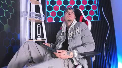 Max online show from 03.17.26