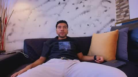 Max Hornye online show from 04.17.26