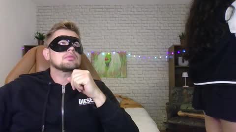 Max  Aliya online show from 09.12.25