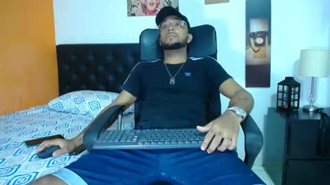 max_sexyhot26 online show from 02.21.25