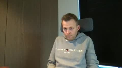 Max take off clothes online show from 01.28.25