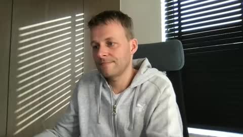 Max take off clothes online show from 03.06.26