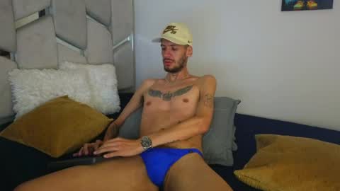 Max Taylor online show from 04.10.26