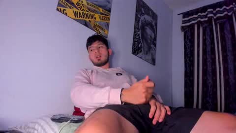 Snapshot of max_val chatting on 02.13.25 Max online show from 02.13.25