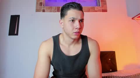max online show from 10.10.25