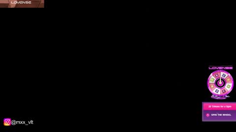 Snapshot of max_valiant1 chatting on 11.25.25 max_valiant1 online show from 11.25.25