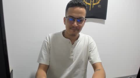 max_vellon1 online show from 04.30.26