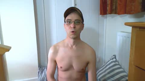 Max Davies online show from 03.12.26