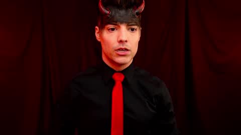 Max Hughes online show from 10.29.25