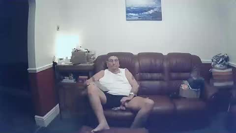 Snapshot of maxi_johnes chatting on 12.30.24 MAX online show from 12.30.24