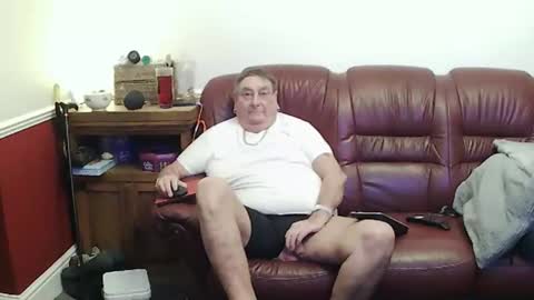 MAX online show from 04.14.26