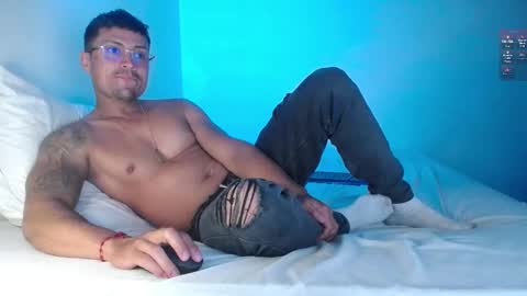 MAXI      online show from 02.26.25