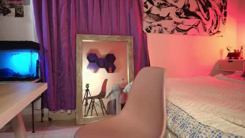 Snapshot of maxianomal chatting on 02.08.26 Max online show from 02.08.26