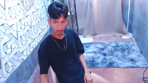 Reyn online show from 02.04.25