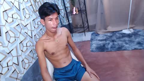 Reyn online show from 02.21.25