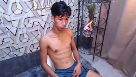 Reyn online show from 02.22.25