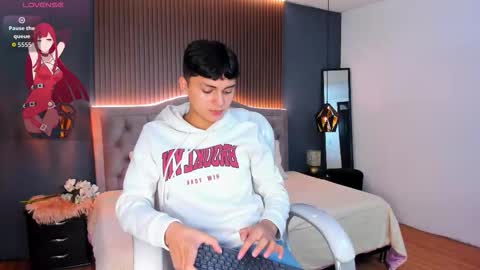 --  -- online show from 11.03.25