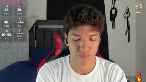 Snapshot of maximiliano_khalil chatting on 02.04.26 Maximiliano online show from 02.04.26