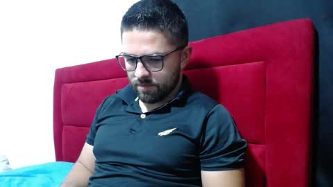 maximo_2000 online show from 10.28.25