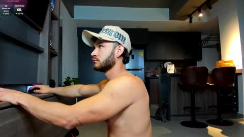 Snapshot of maximo_and_marcelo chatting on 10.30.25 maximo_and_marcelo online show from 10.30.25