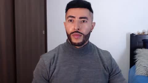 Independent Model online show from 01.01.25