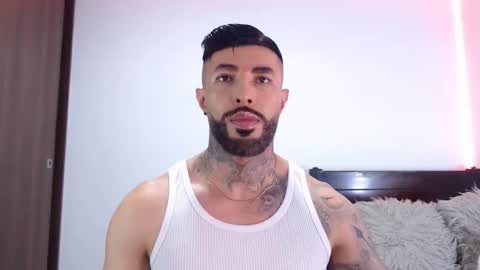 Snapshot of maximus_golden chatting on 01.18.26 Independent Model online show from 01.18.26