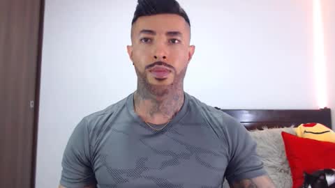 Snapshot of maximus_golden chatting on 02.11.26 Independent Model online show from 02.11.26