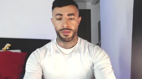 Independent Model online show from 05.11.26