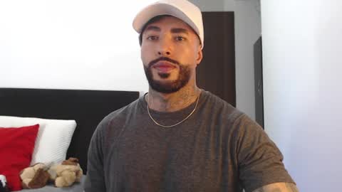 Independent Model online show from 05.28.26