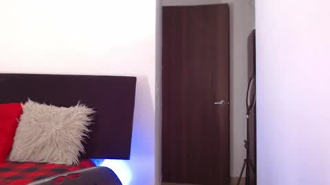 Snapshot of maximus_golden chatting on 06.22.26 Independent Model online show from 06.22.26