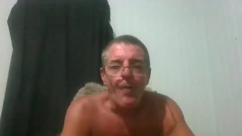 Snapshot of maximus_oreally chatting on 12.28.24 Max online show from 12.28.24