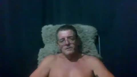 Snapshot of maximus_oreally chatting on 01.09.25 Max online show from 01.09.25