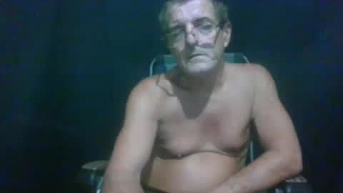 Snapshot of maximus_oreally chatting on 01.20.25 Max online show from 01.20.25