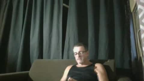 Snapshot of maximus_oreally chatting on 03.08.25 Max online show from 03.08.25