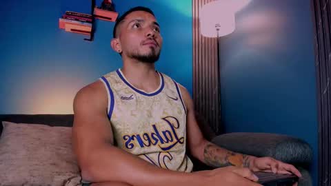 Maximus Clark online show from 10.27.25