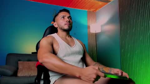 Maximus Clark online show from 01.07.26