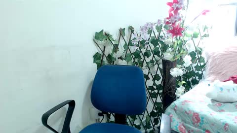 Snapshot of maxinesex_ chatting on 01.03.25 maxinesex_ online show from 01.03.25