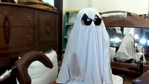 maxjr8008 online show from 10.30.25