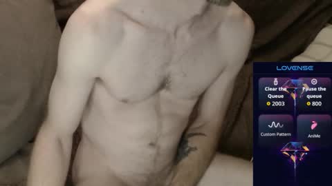 Snapshot of maxrouger chatting on 11.09.25 MaxRouger online show from 11.09.25