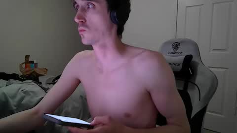 Snapshot of maxryderr chatting on 11.19.25 Max Ryder online show from 11.19.25