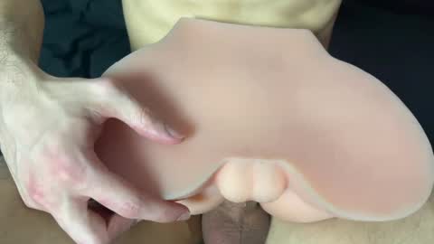 Max Sinful online show from 12.28.24