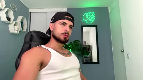 Maxi online show from 10.14.25