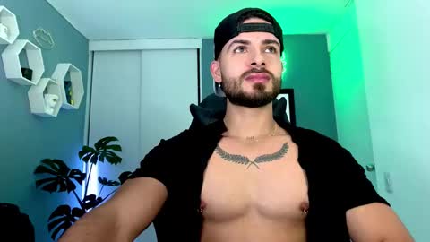 Maxi online show from 11.13.25